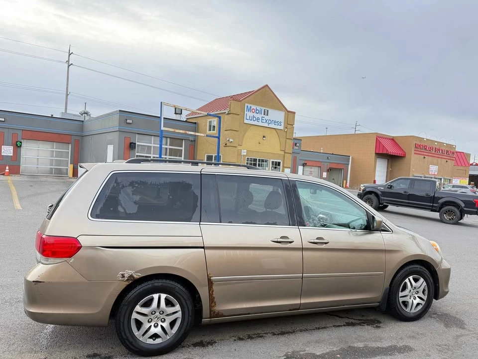 2008 Honda Odyssey - Image 6 of 13