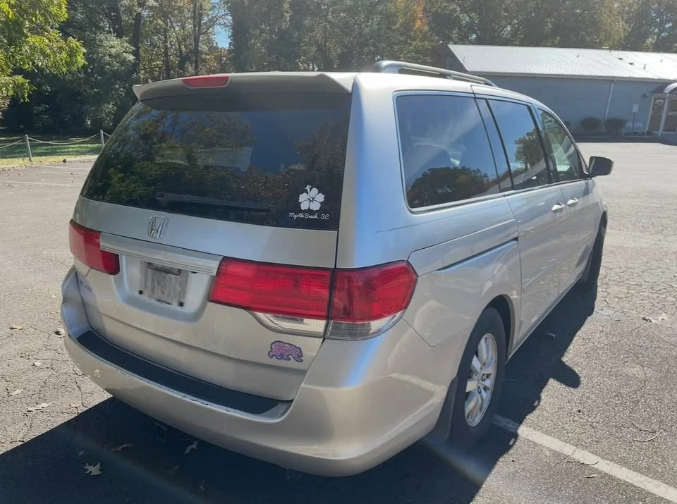 2008 Honda Odyssey - Image 3 of 5
