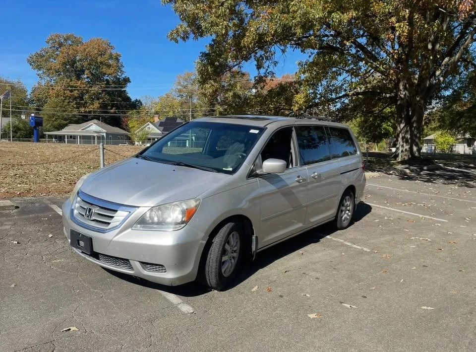 2008 Honda Odyssey - Image 2 of 5