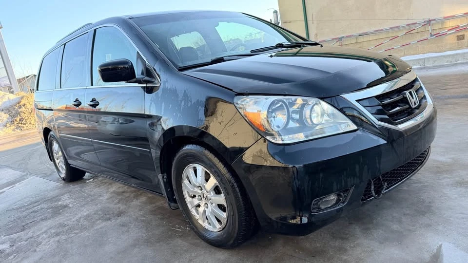 2008 Honda Odyssey - Image 2 of 13