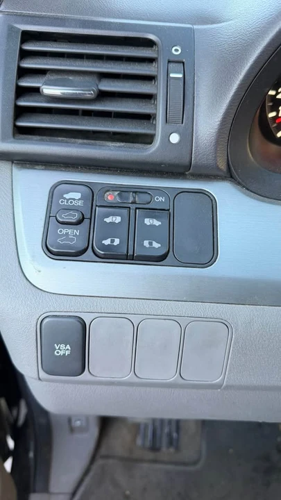 2008 Honda Odyssey - Image 13 of 13
