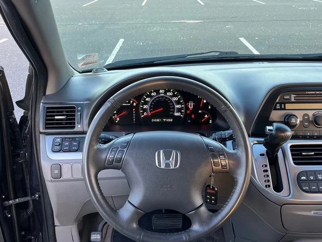 2008 Honda Odyssey - Image 16 of 20
