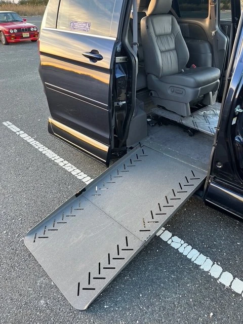 2008 Honda Odyssey - Image 18 of 20