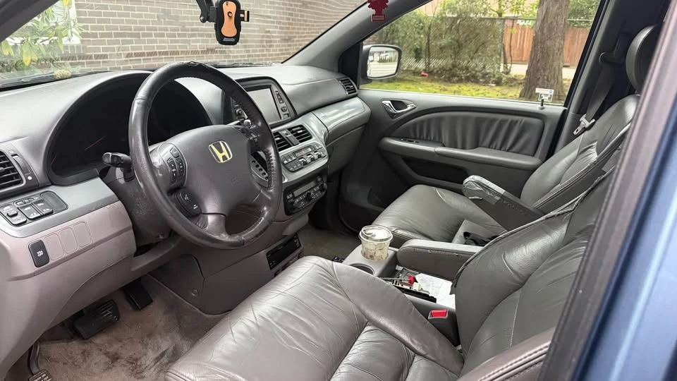2008 Honda Odyssey - Image 2 of 6