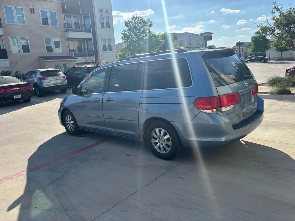 2008 Honda Odyssey - Image 5 of 10