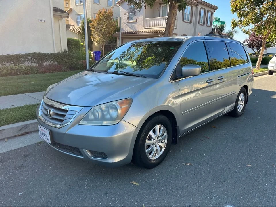 2008 Honda Odyssey - Image 2 of 6