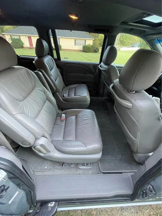 2008 Honda Odyssey - Image 9 of 11