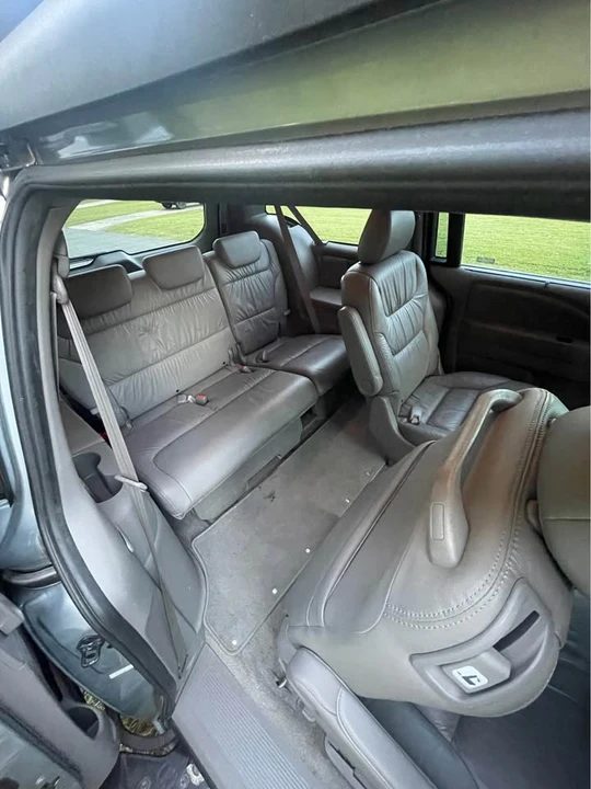 2008 Honda Odyssey - Image 10 of 11