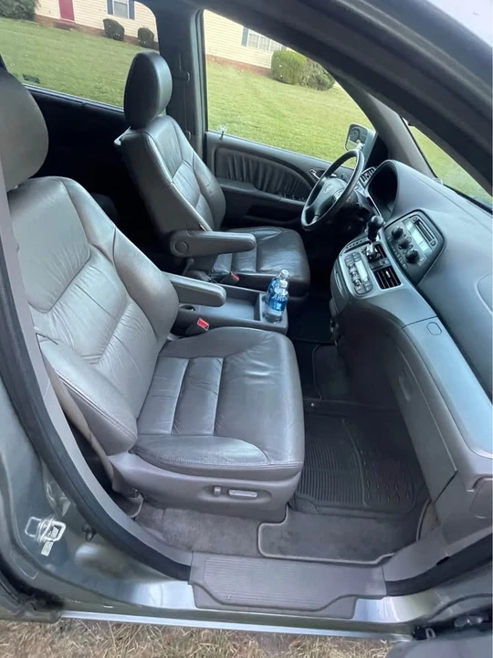 2008 Honda Odyssey - Image 8 of 11