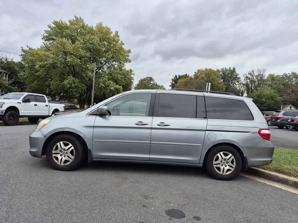 2008 Honda Odyssey - Image 3 of 9