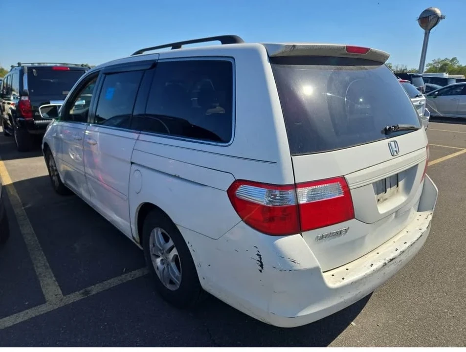 2008 Honda Odyssey - Image 5 of 15