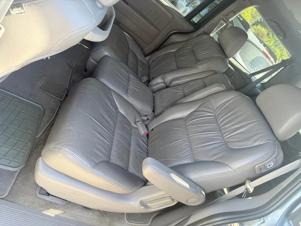 2008 Honda Odyssey - Image 10 of 12