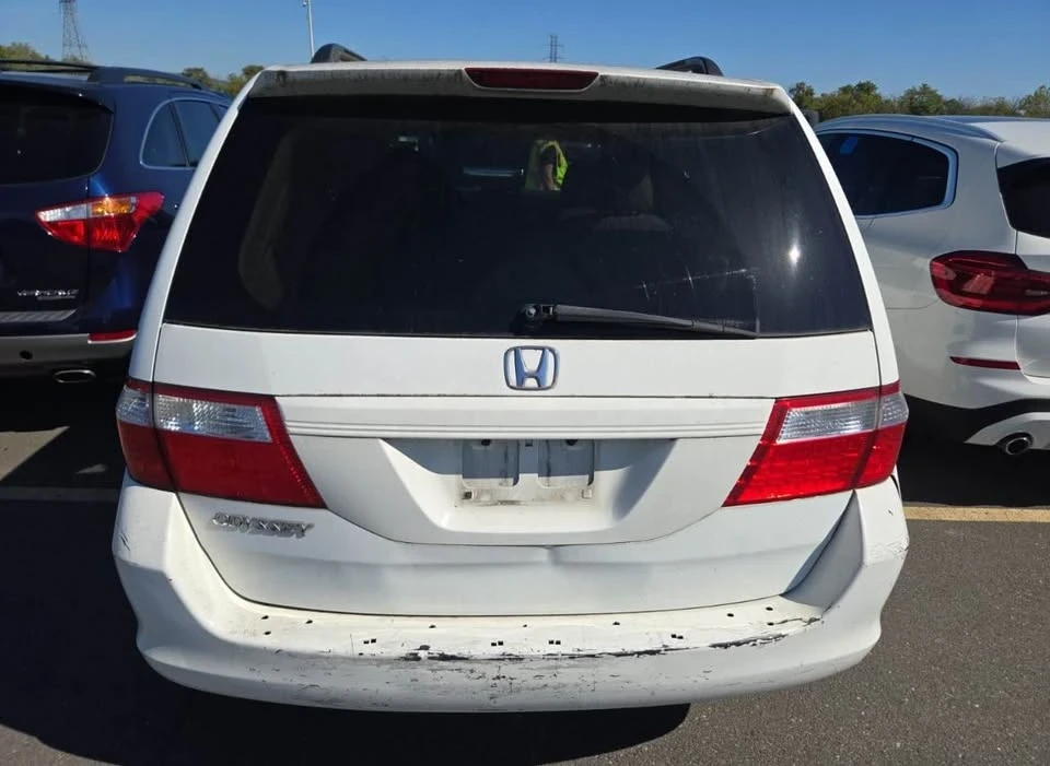 2008 Honda Odyssey - Image 6 of 15