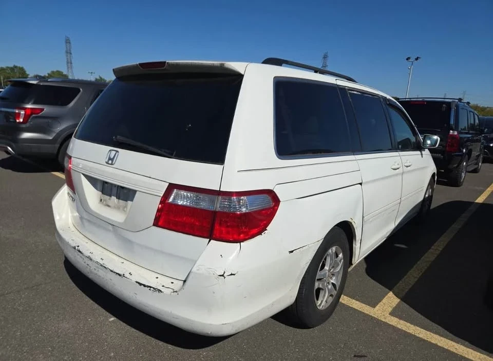 2008 Honda Odyssey - Image 7 of 15