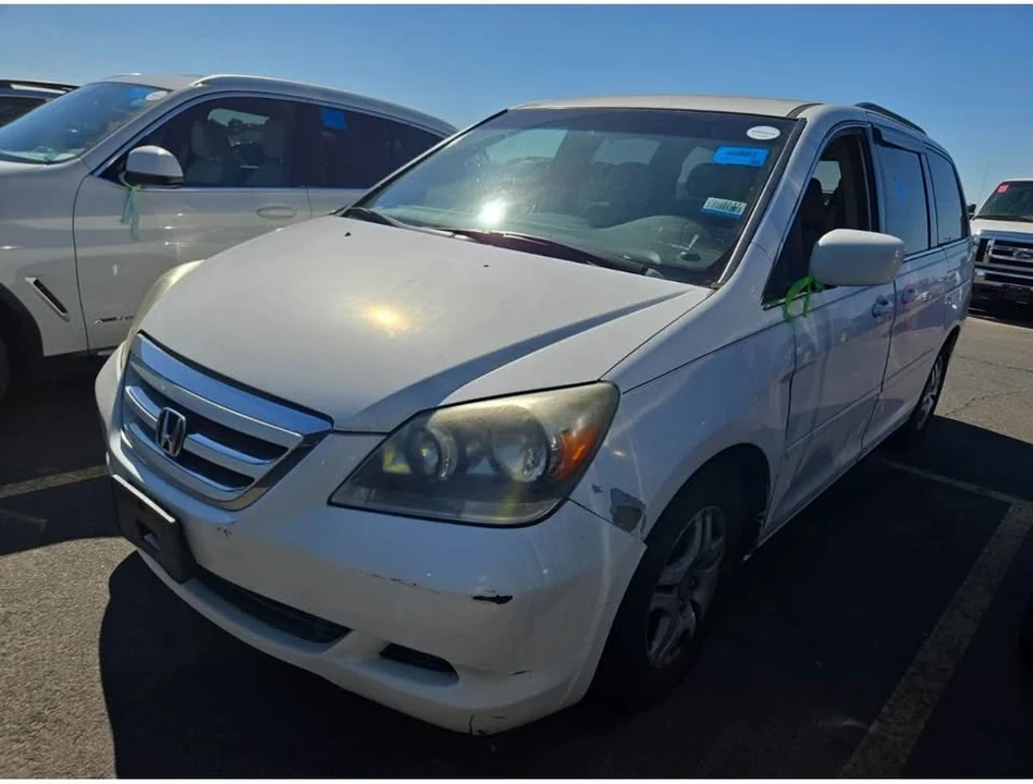 2008 Honda Odyssey - Image 2 of 15
