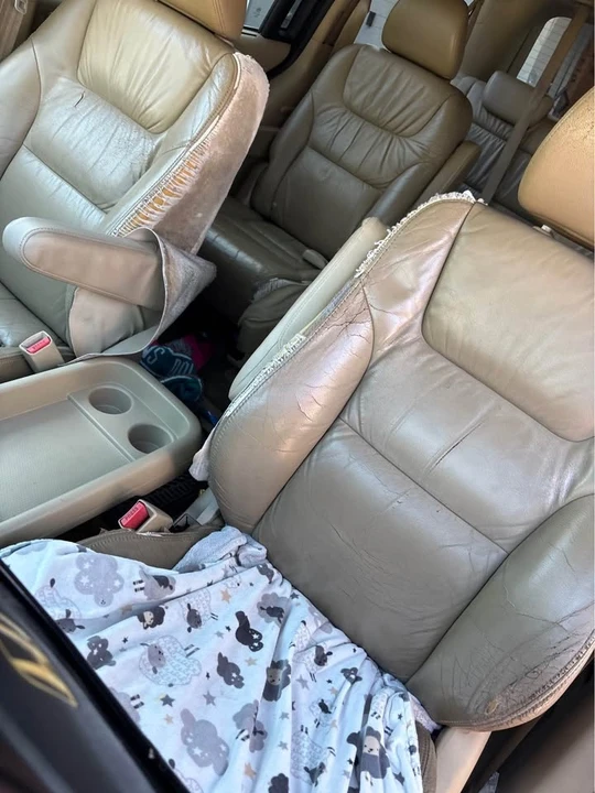 2008 Honda Odyssey - Image 3 of 4