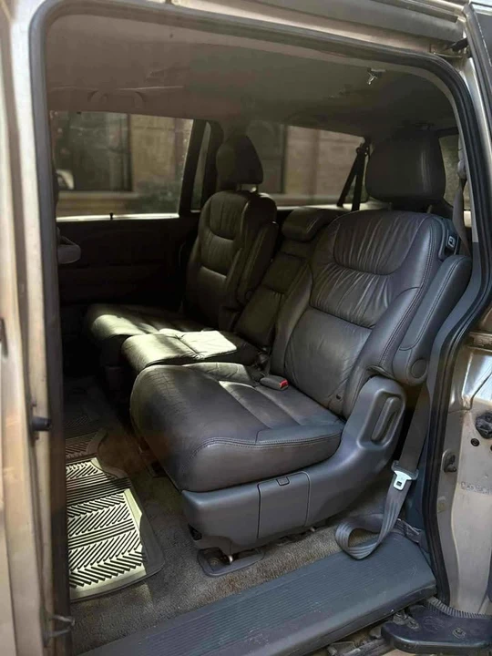 2008 Honda Odyssey - Image 9 of 9