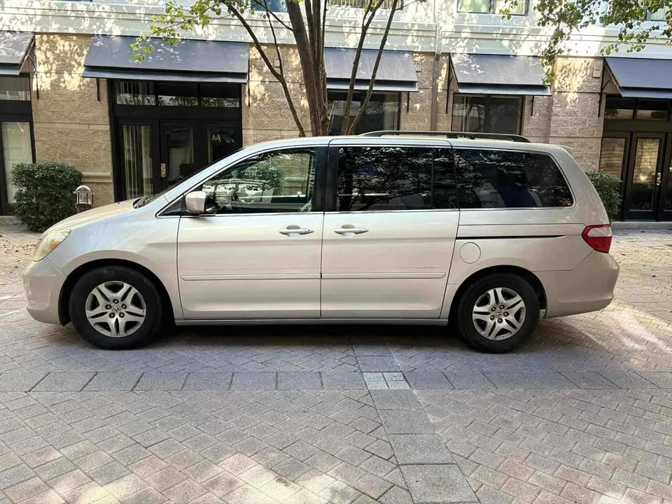 2008 Honda Odyssey - Image 3 of 9