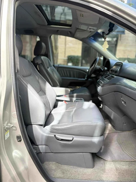 2008 Honda Odyssey - Image 7 of 9