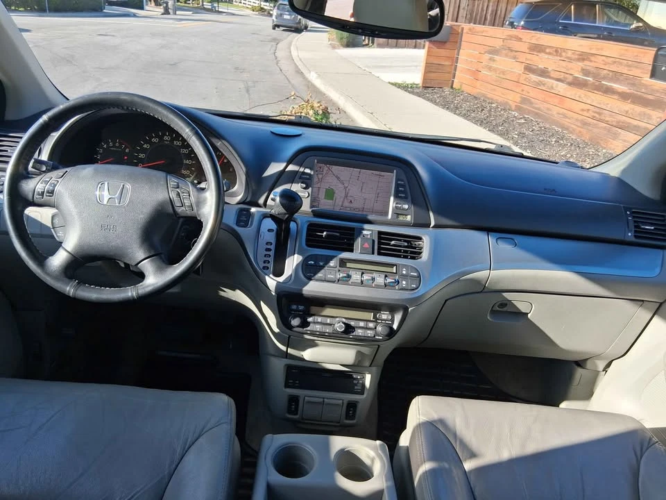 2008 Honda Odyssey - Image 3 of 12