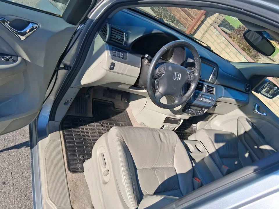 2008 Honda Odyssey - Image 8 of 12