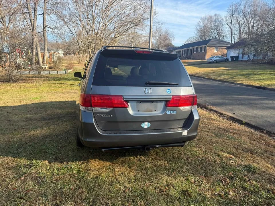 2008 Honda Odyssey - Image 9 of 20