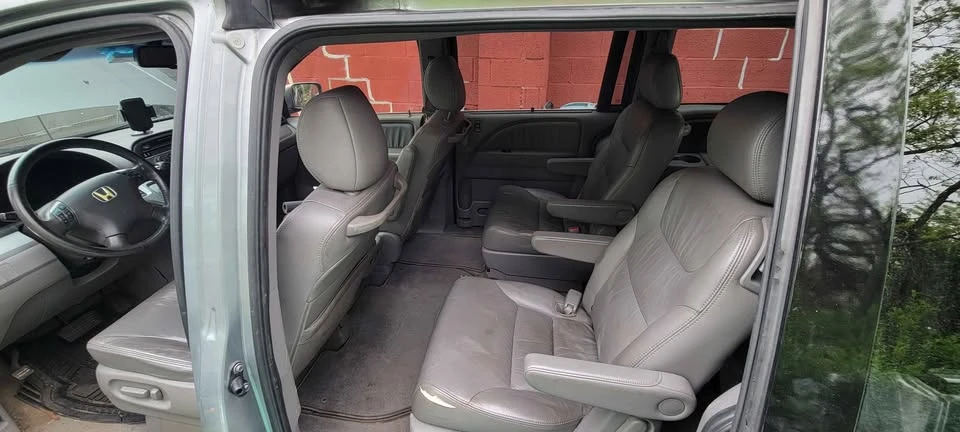 2008 Honda Odyssey - Image 5 of 10