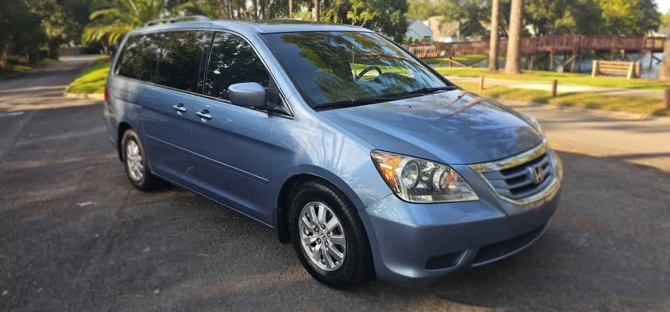 2008 Honda Odyssey - Image 2 of 12