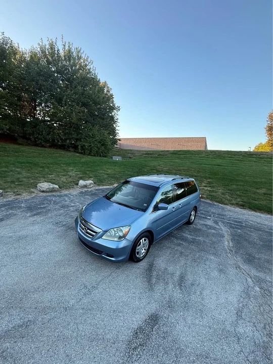 2008 Honda Odyssey - Image 2 of 11