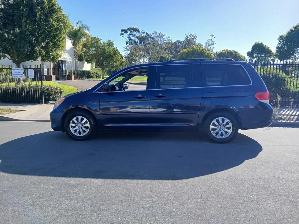 2008 Honda Odyssey - Image 3 of 8
