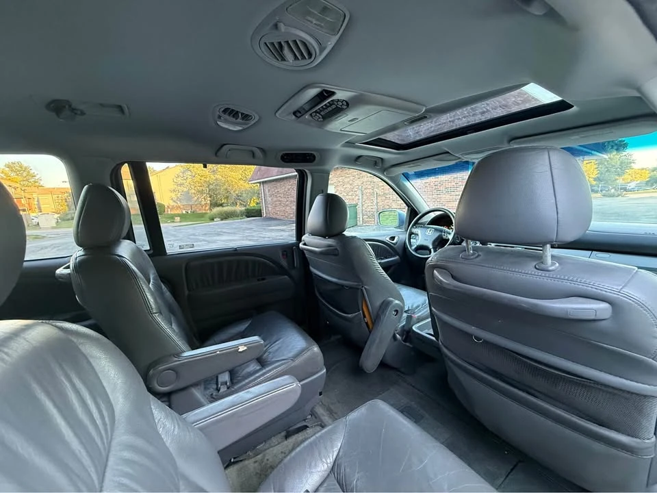 2008 Honda Odyssey - Image 8 of 11