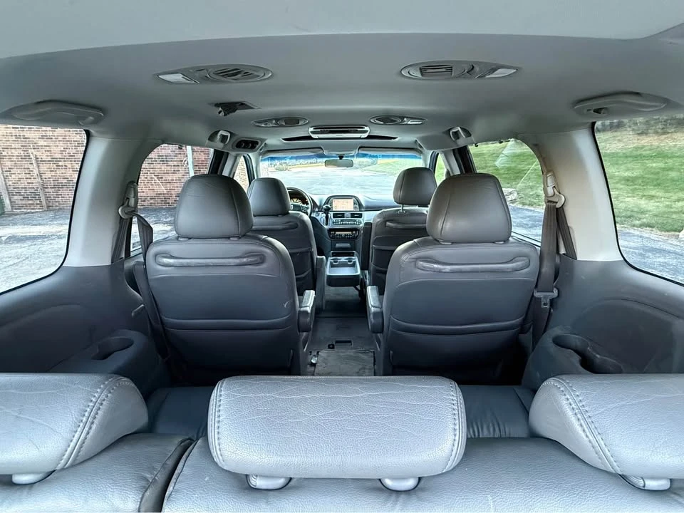 2008 Honda Odyssey - Image 10 of 11