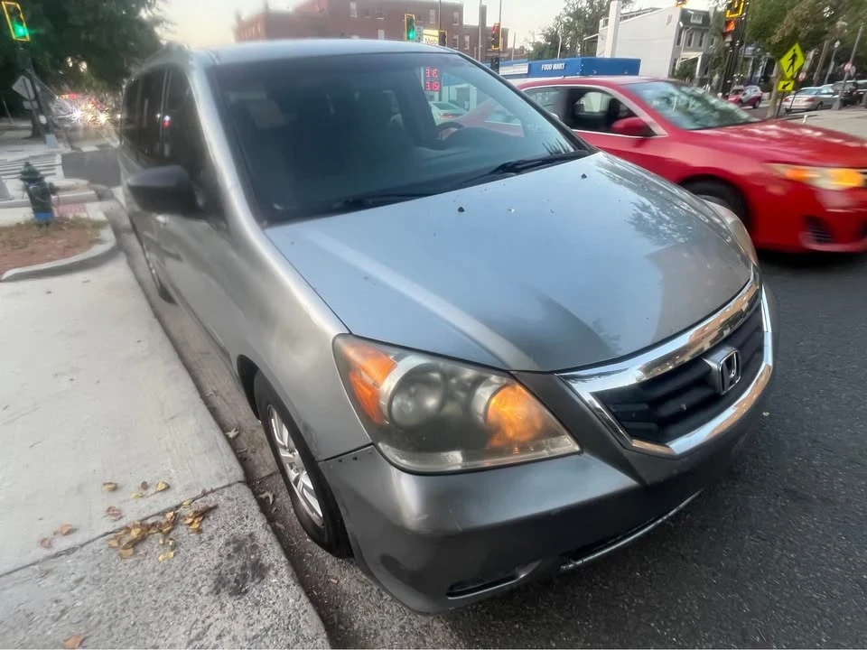 2008 Honda Odyssey - Image 3 of 17