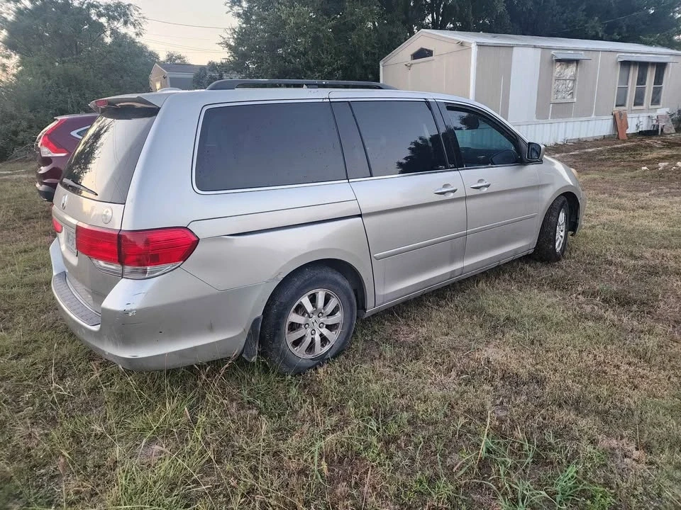 2008 Honda Odyssey - Image 3 of 4