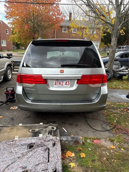 2008 Honda Odyssey - Image 6 of 15