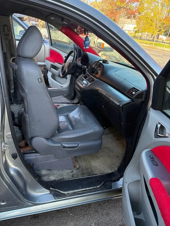 2008 Honda Odyssey - Image 12 of 15