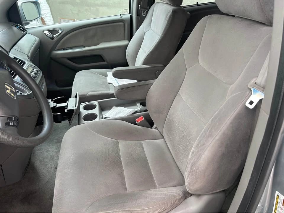 2008 Honda Odyssey - Image 9 of 14