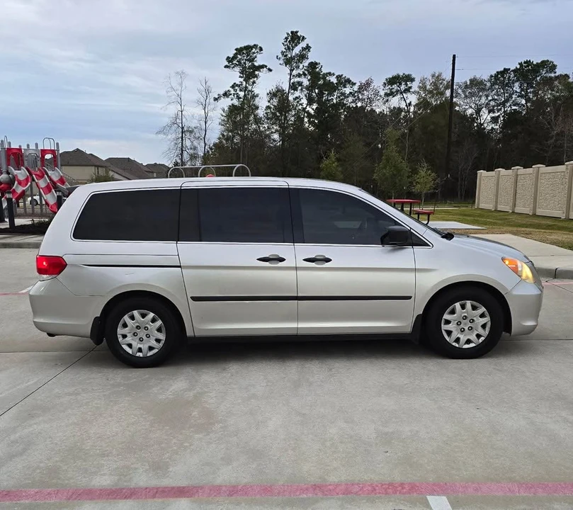 2008 Honda Odyssey - Image 3 of 7