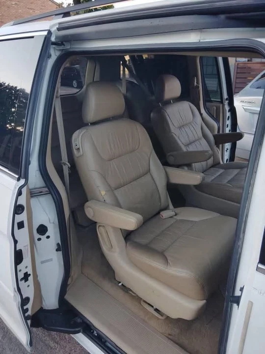 2008 Honda Odyssey - Image 7 of 10