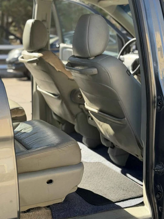 2008 Honda Odyssey - Image 8 of 13