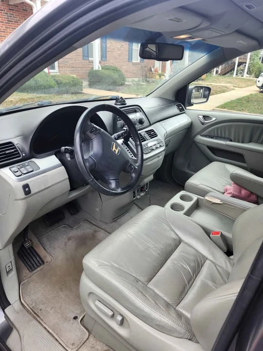 2008 Honda Odyssey - Image 6 of 8