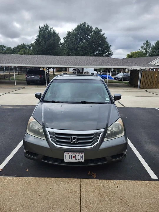 2008 Honda Odyssey - Image 2 of 8