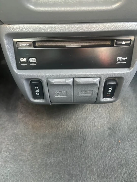 2008 Honda Odyssey - Image 16 of 18