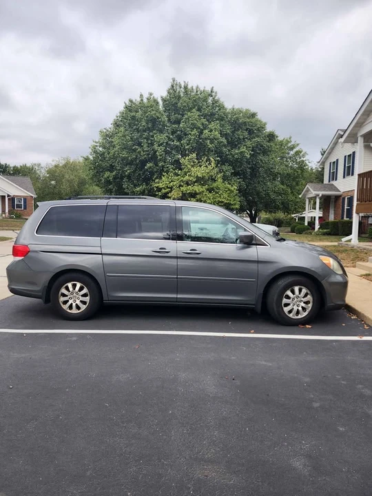 2008 Honda Odyssey - Image 3 of 8