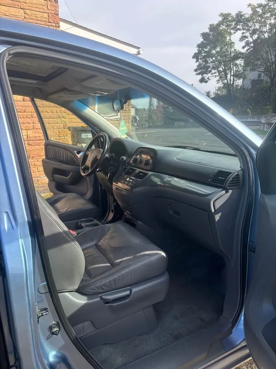2008 Honda Odyssey - Image 14 of 18