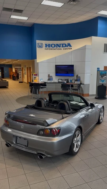 2008 Honda AP2 S2000 - Image 2 of 4