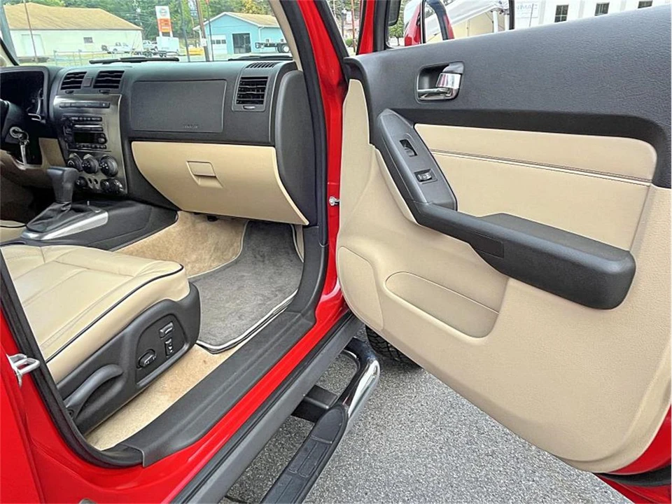 2008 Hummer Hummer H3 - Image 24 of 31