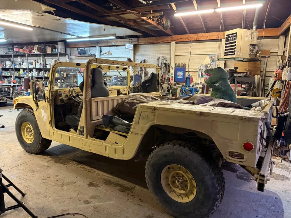 2008 Hummer HMMWV - Image 5 of 8