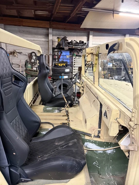 2008 Hummer HMMWV - Image 6 of 8