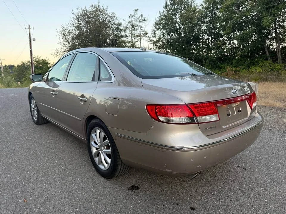 2008 Hyundai Azera - Image 6 of 11